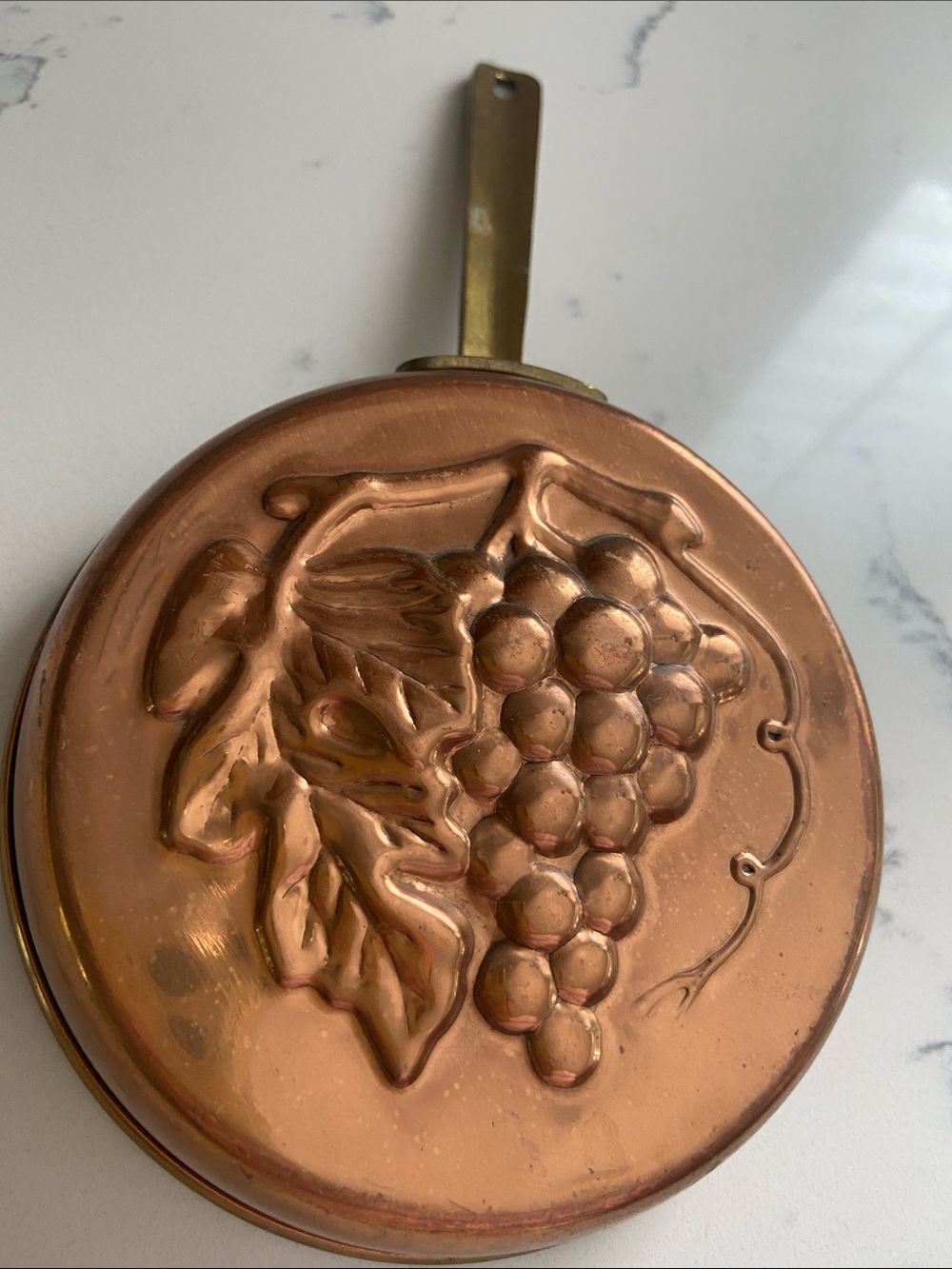 Vintage Copper Grape Wall Hanging Decorative Skillet Pan Kitchen Decor - Picture 6 of 6